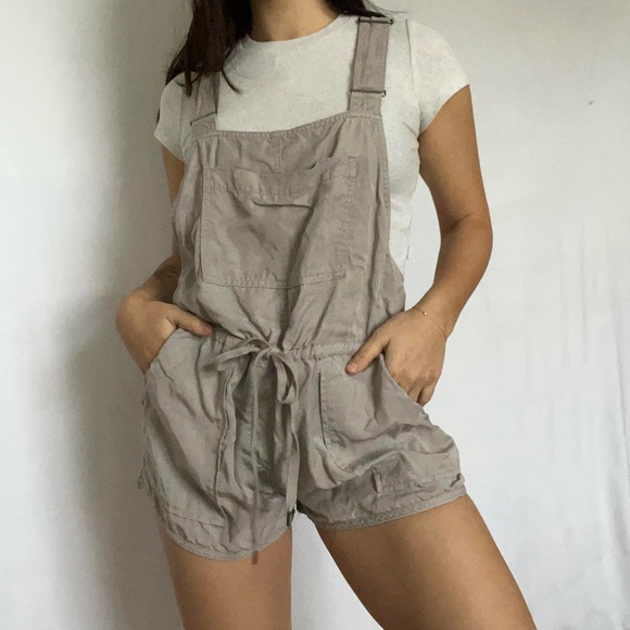 Aritzia overalls - Picture 3 of 6